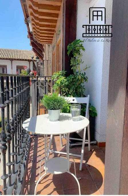 Apartamento El Balcon de la Rosa La Puebla de Montalbán Exterior foto