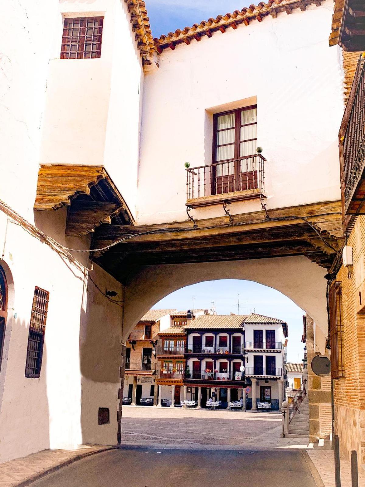 Apartamento El Balcon de la Rosa La Puebla de Montalbán Exterior foto