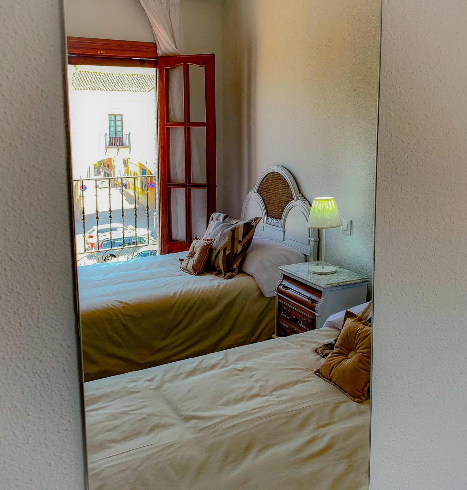 Apartamento El Balcon de la Rosa La Puebla de Montalbán Exterior foto